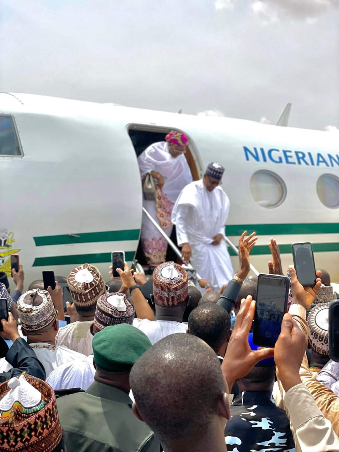 PHOTOS: Buhari, Aisha arrive Daura